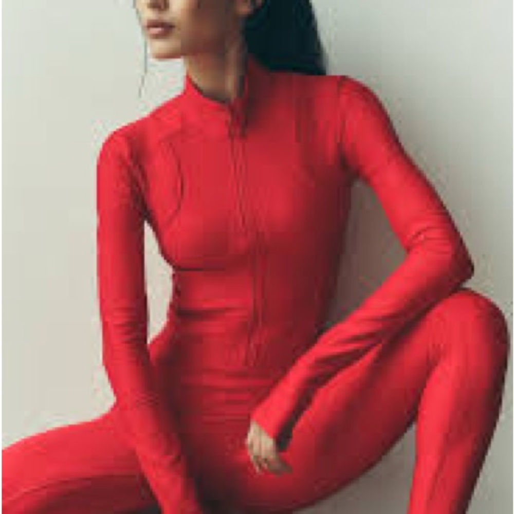 Alo Yoga airlift ignite zip up jacket in bright red
